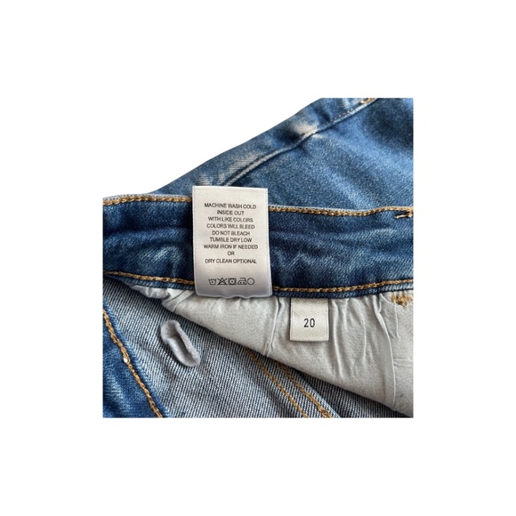 Vervet Never Too Late Raw Hem Cropped Jeans-Medium Wash-NWOT-Size 20 - Picture 12 of 12
